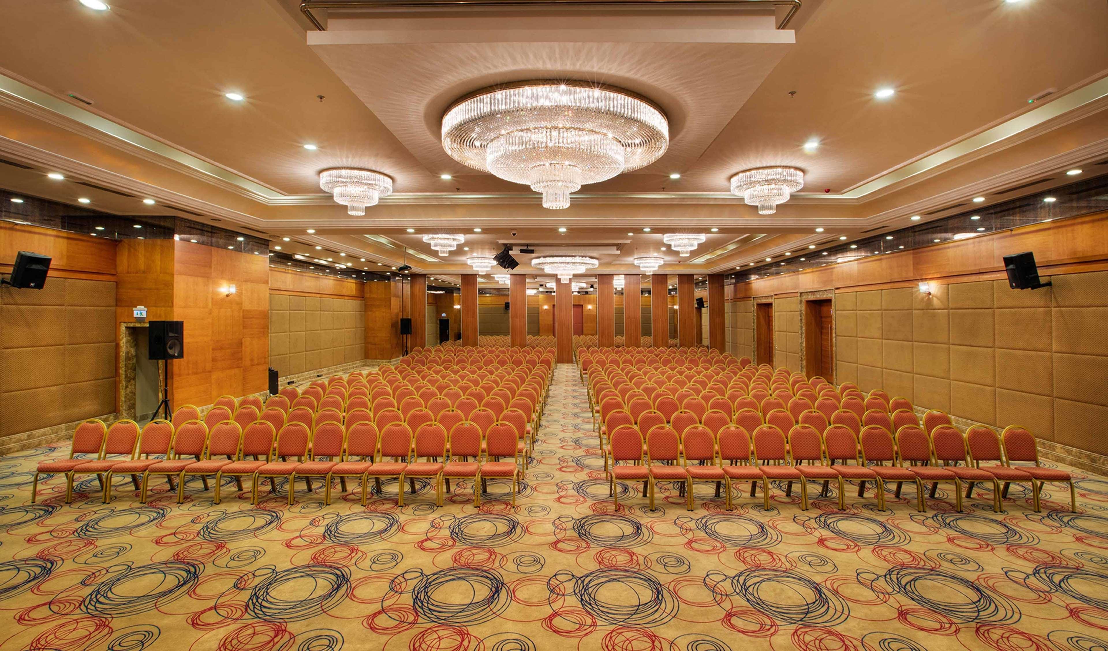 Doubletree By Hilton Van Exterior foto