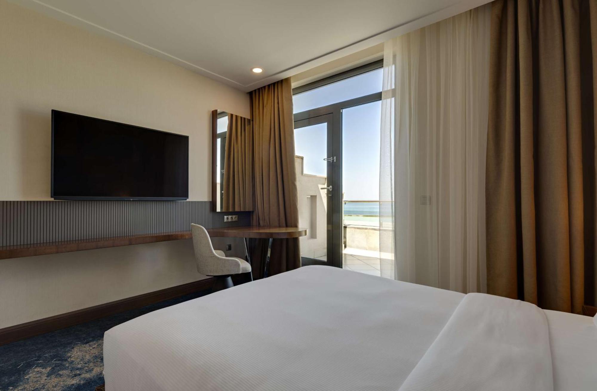 Doubletree By Hilton Van Exterior foto
