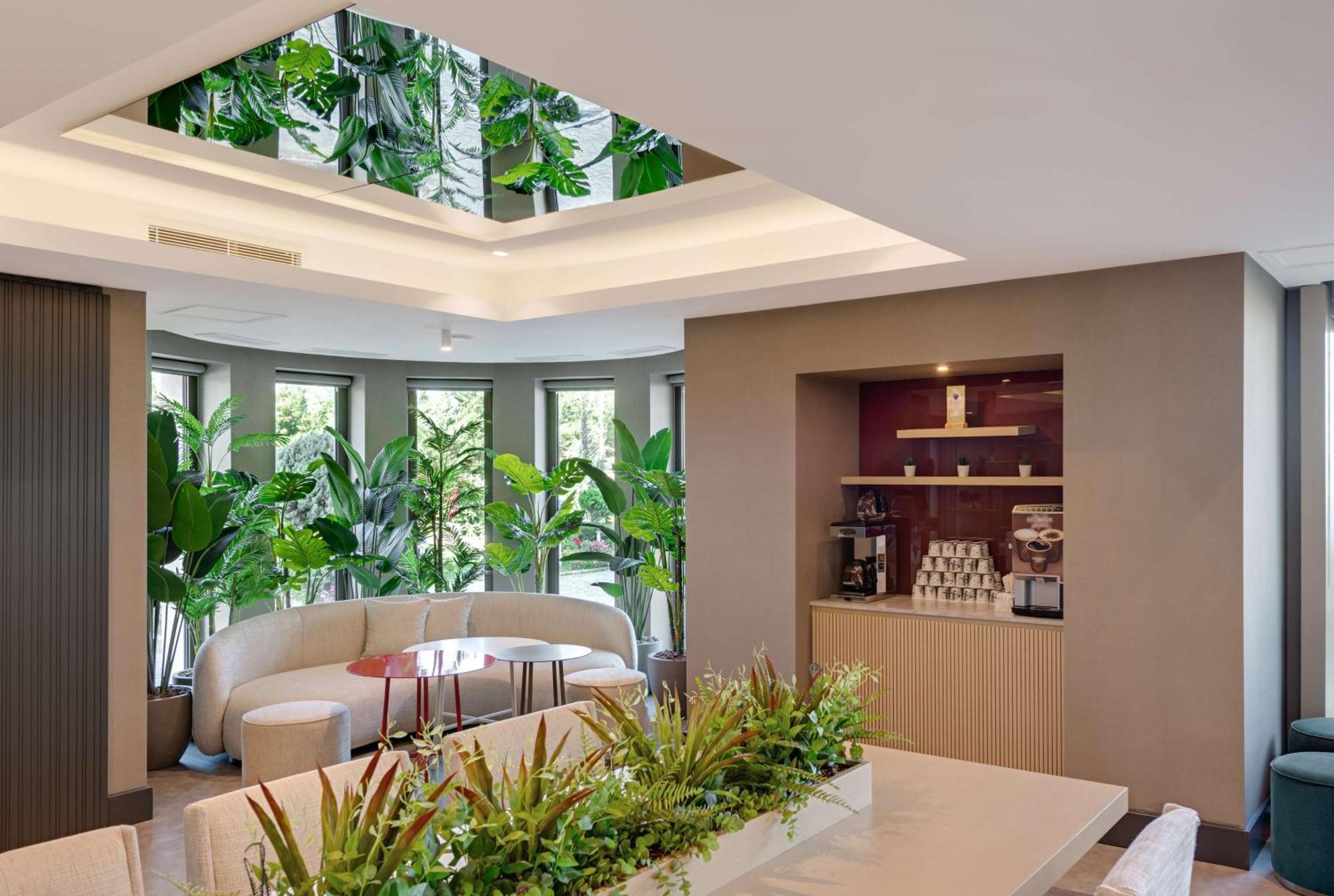 Doubletree By Hilton Van Exterior foto